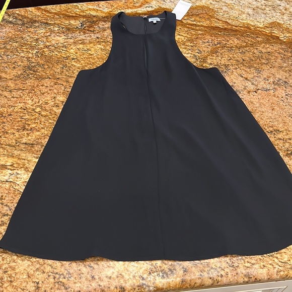 Tobi Black Winslet Keyhole Swing Dress - Picture 4 of 11